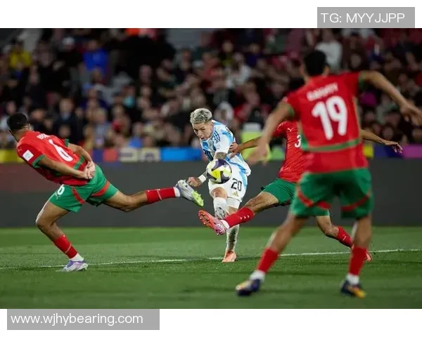 毛剑卿谈邵佳一执教国足：外教比较自我一些，支持足协的决定